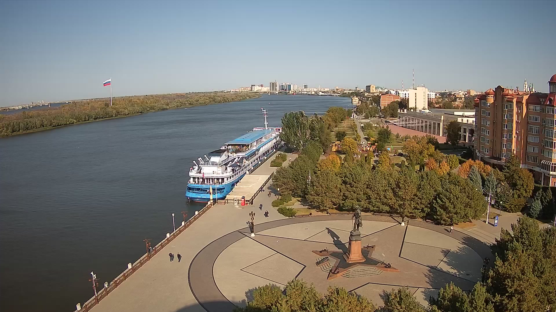 Парк имени Петра Первого в Астрахани