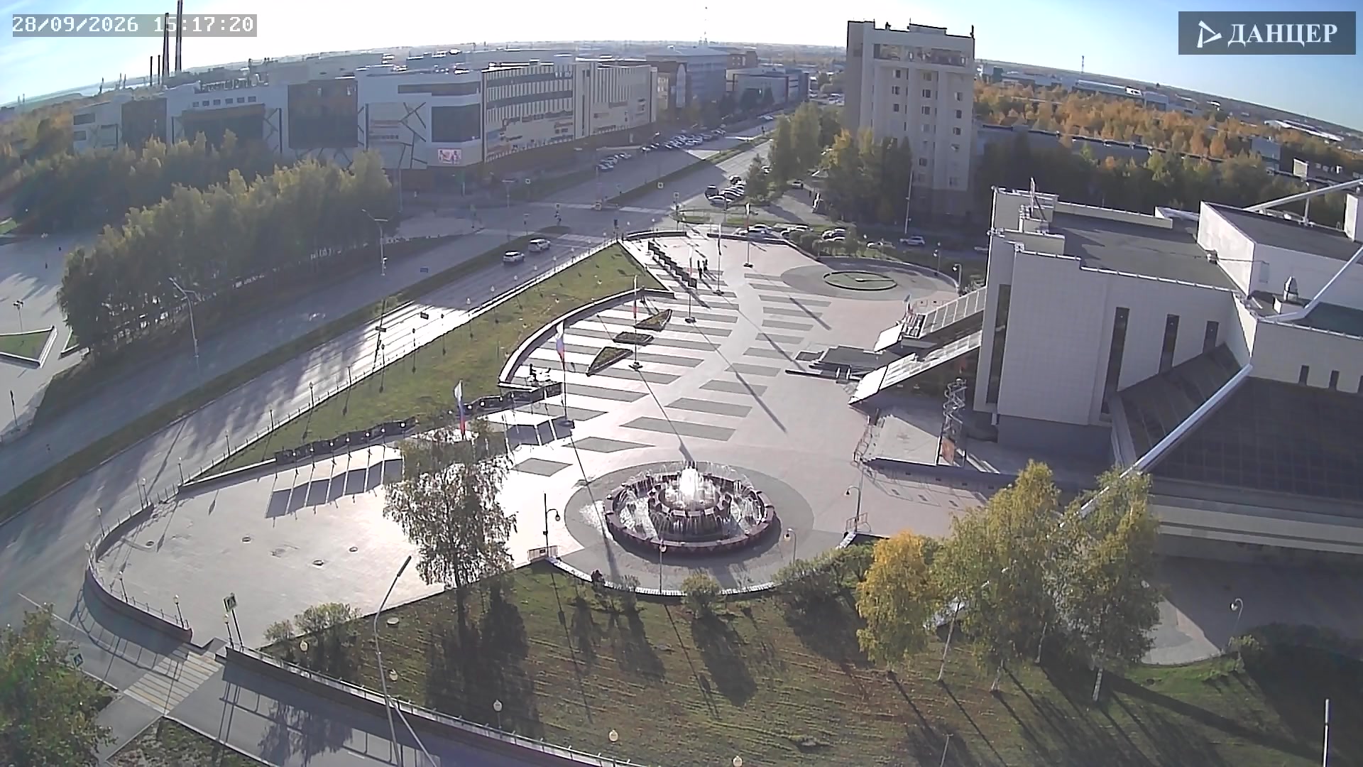 Площадь Дворца искусств, Нижневартовск