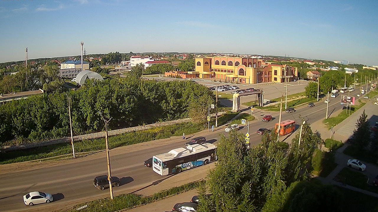 Улица Дианова, Омск