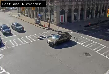 Calle East Avenue junto a Alexander Street