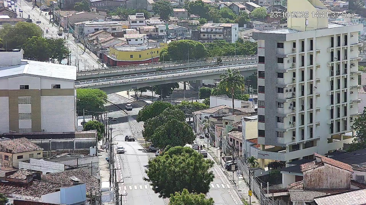 Панорама Тира, центра, реки Потенги и Старого моста в Натале