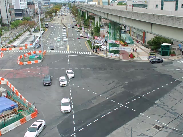 Sasang Station, Saebyeok Road