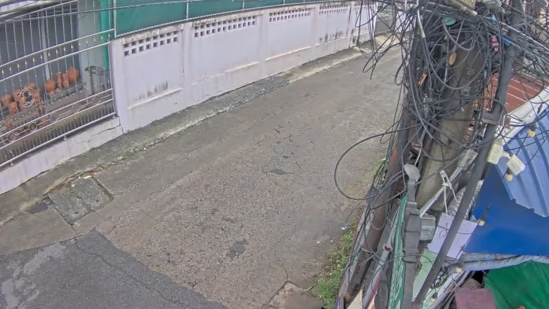 Thep Khunak Soi 5, Bang Tinn Ped