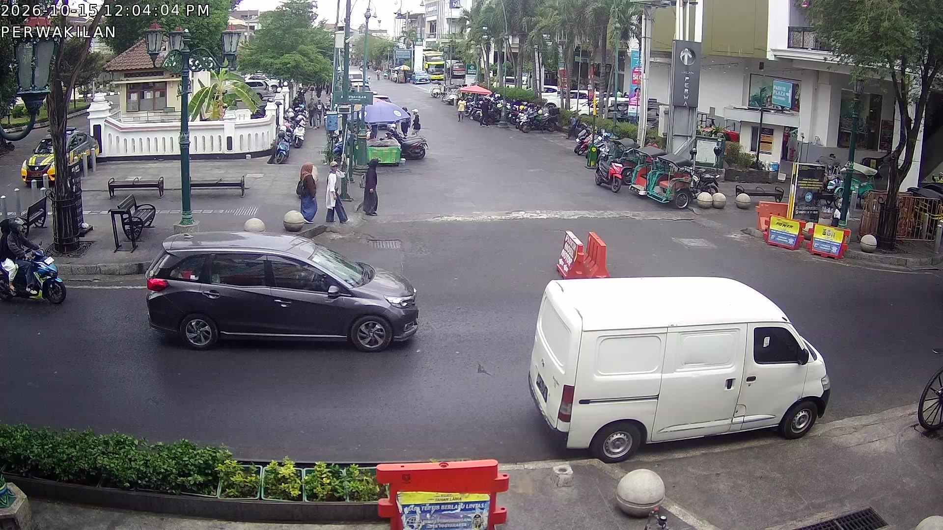 Malioboro Simpang Perwakilan (utara Mall/Plaza Malioboro)