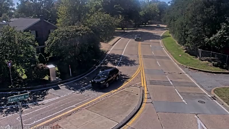 SUMMIT BRIDGE RD @ SUMMIT AVIATION
