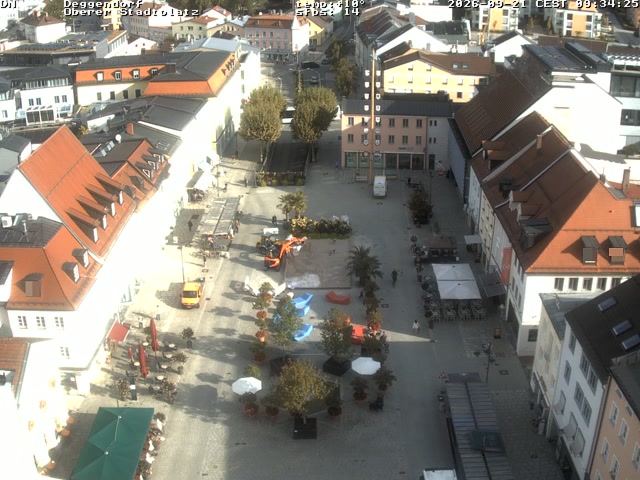 Площадь Оберер Штадtplatz в Деггендорфе
